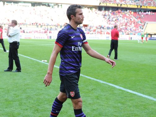 Van Persie: Asking price still not met