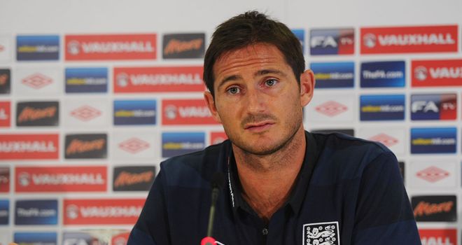 Frank Lampard: Recognises the importance of footballers keeping their emotions in check