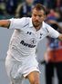 http://e0.365dm.com/12/08/68x93/Rafael-van-der-Vaart-Tottenham-vs-LA-Galaxy_2811271.jpg?20120813142753