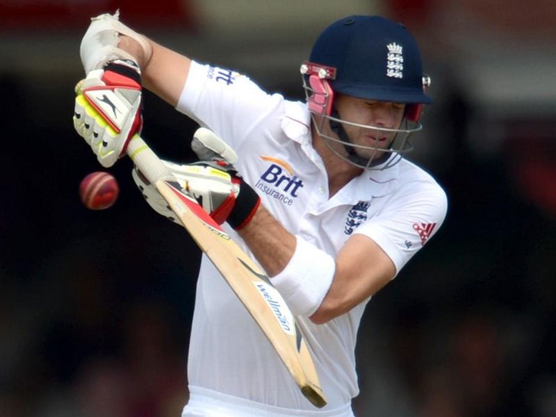 James Anderson tried to fend off a Steyn bouncer, but instead edged it to Jacques Rudolph for an easy catch.