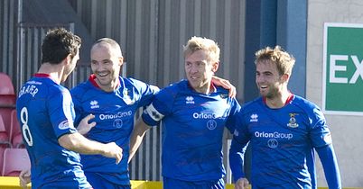 Foran (third from left): Knee injury
