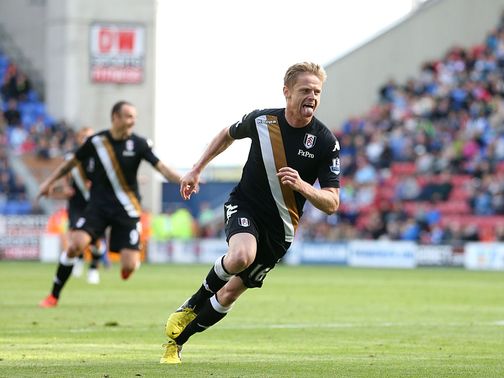 Damien Duff: Signs a one-year contract extension