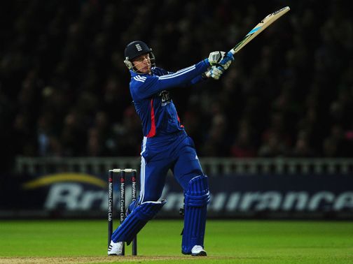 Jos Buttler smashed 32 off 10 balls