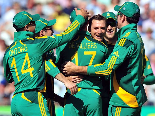 South Africa dismissed England for just 182 at Trent Bridge