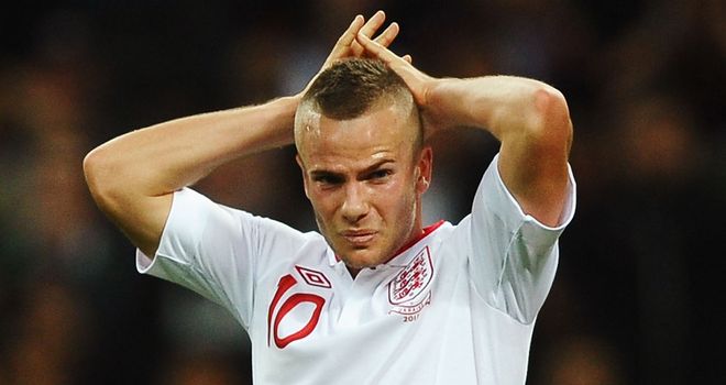 Tom Cleverley: Backed by former boss Roberto Martinez to show his mettle