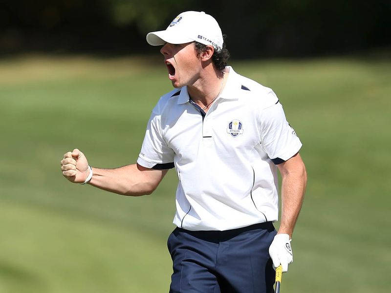 McIlroy holes a third straight birdie at the sixth with a chip shot from just off the front of the green.