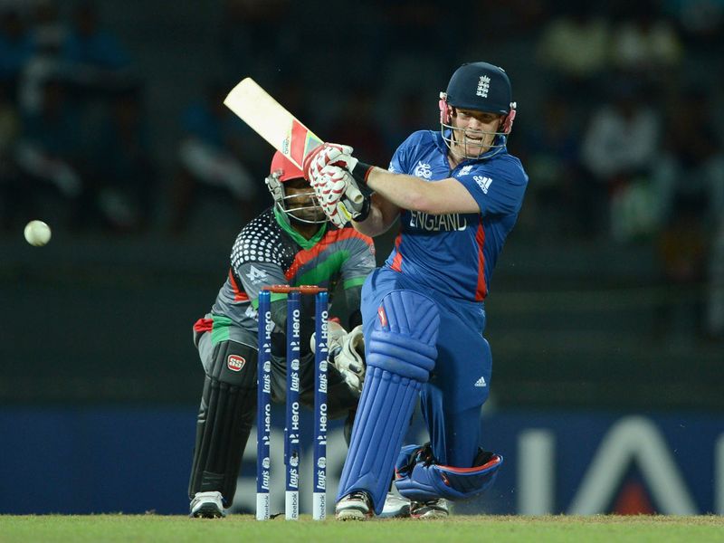 Eoin Morgan shared a 72-run stand with Wright.