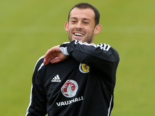 Steven Fletcher trains with Scotland on Monday.