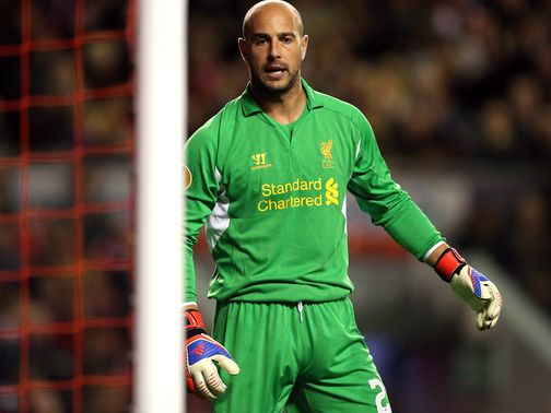 Reina is surprised to see Valdes move on from Barcelona