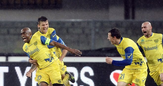 Luciano celebrates against Pescara