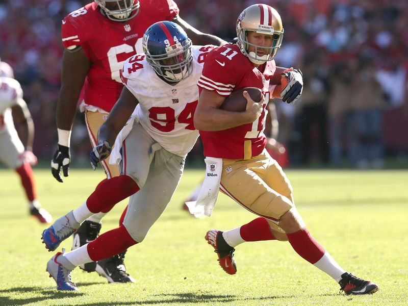 New York Giants Mathias Kiwanuka sacks Alex Smith during the Giants' comfortable win in San Francisco.