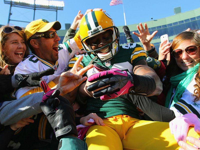 Donald Driver grabbed a touchdown in the last quarter of a Green Bay win