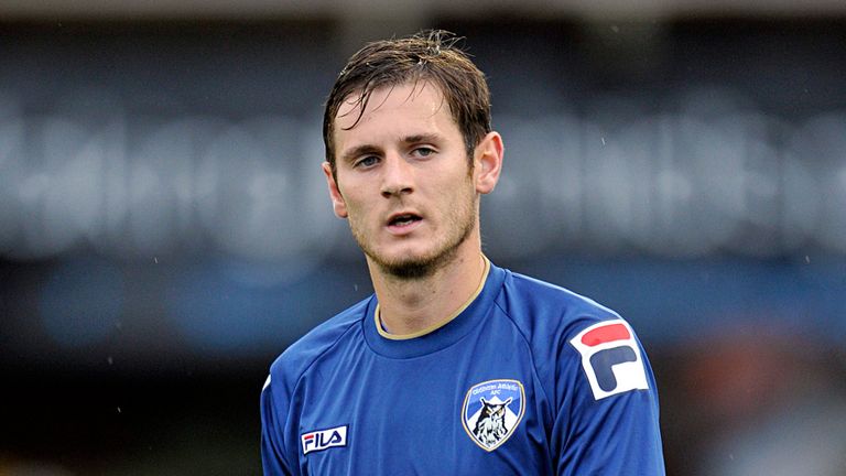 Jonathan Grounds: In negotiations with unnamed clubs