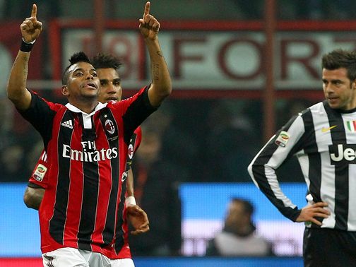 Robinho enjoys his winner for AC Milan