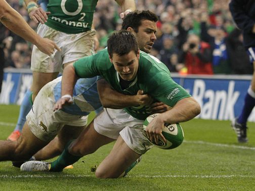 Jonathan Sexton helps Ireland to victory.