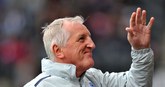 Ronnie Moore: Bids farewell to Vaulks