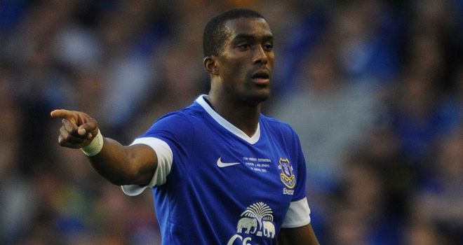 Sylvain Distin: Defender has penned one-year contract extension at Everton