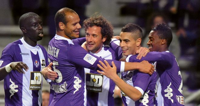 Toulouse celebrate against Lyon