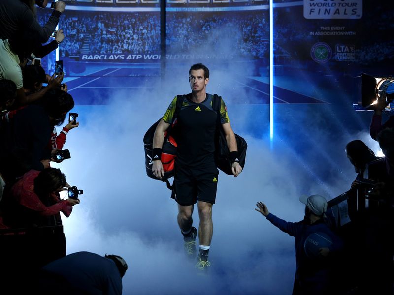Andy Murray walked out on court to take on Roger Federer in the semi-final