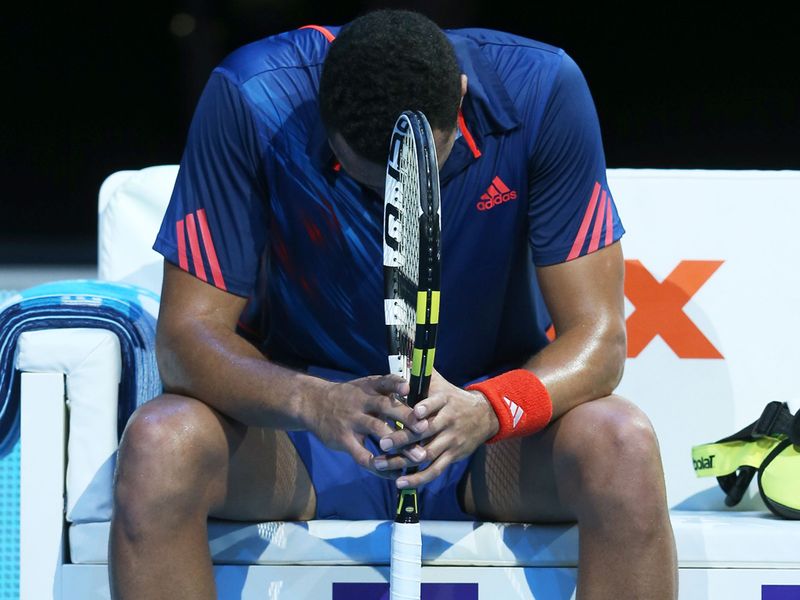 Tsonga's dreams of glory in London appeared to by dying.