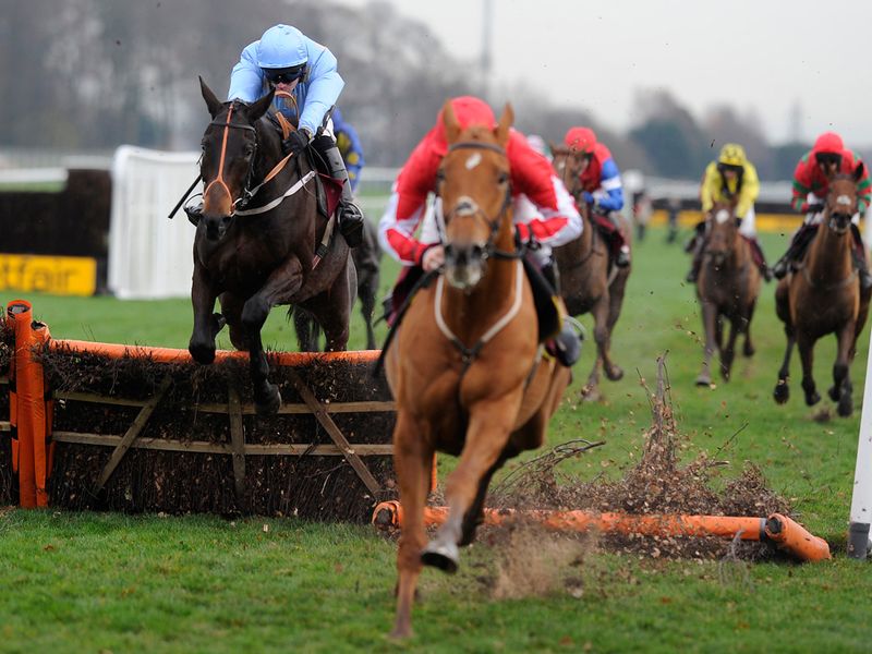 ...although he trailed Double Ross when that rival made a hash of the last