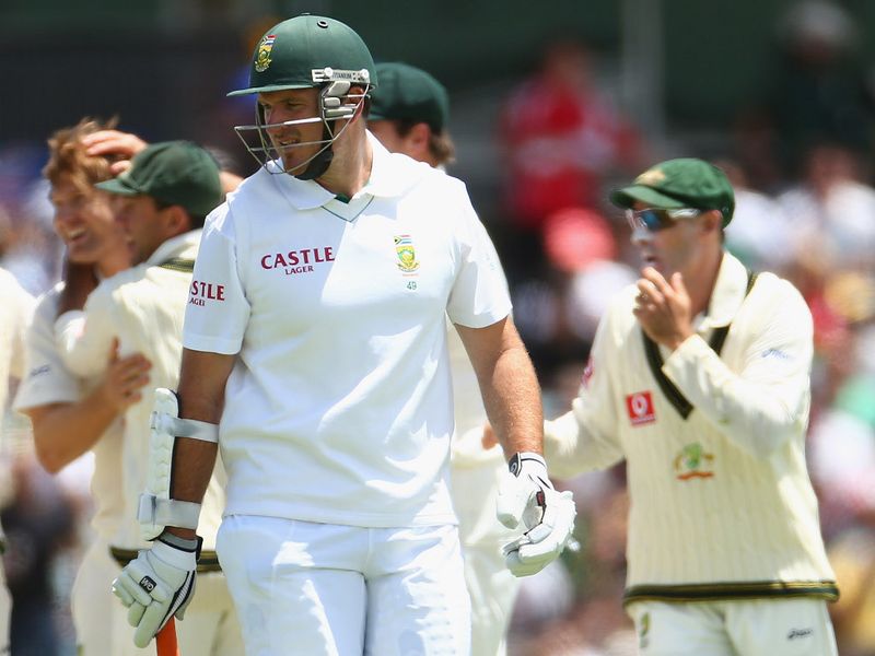 Shane Watson got rid of Smith.
