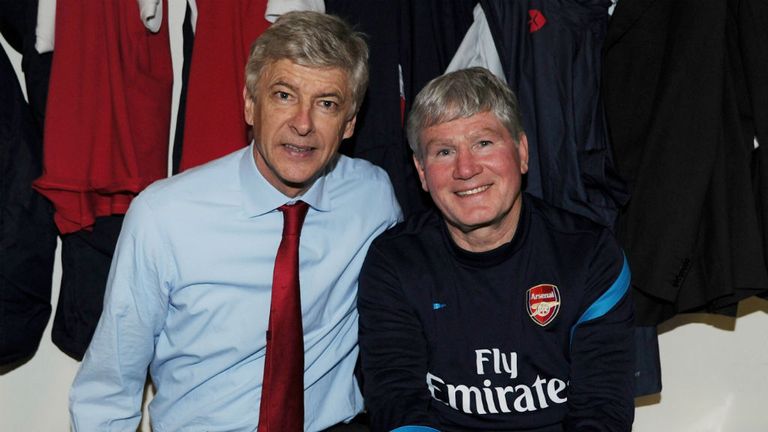 Arsene Wenger and Pat Rice in the Arsenal changing room