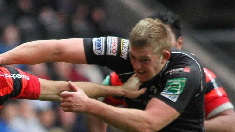 Lloyd Peers: First contract with Ospreys