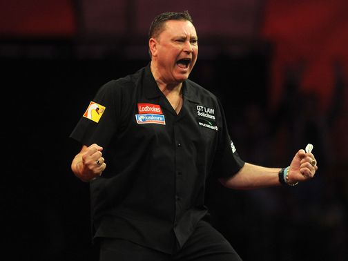 Kevin Painter got the better of Ronnie Baxter after thrilling contest&nbsp;