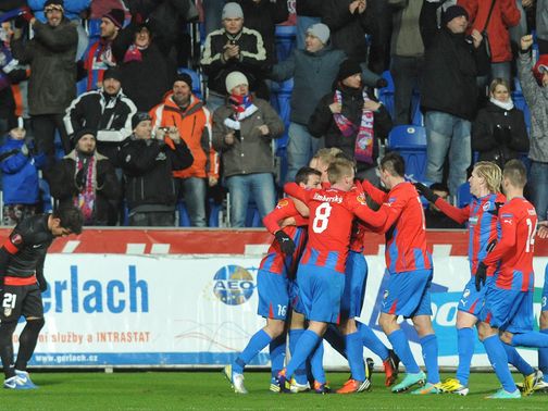 Plzen celebrate against Atletico