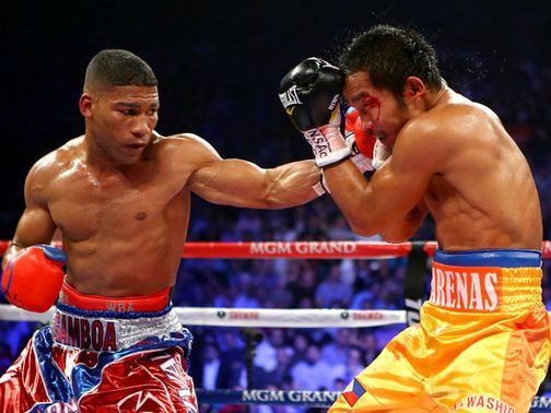 Still unbeaten: Yuriorkis Gamboa connects with a left to the head of Michael Farenas&nbsp;