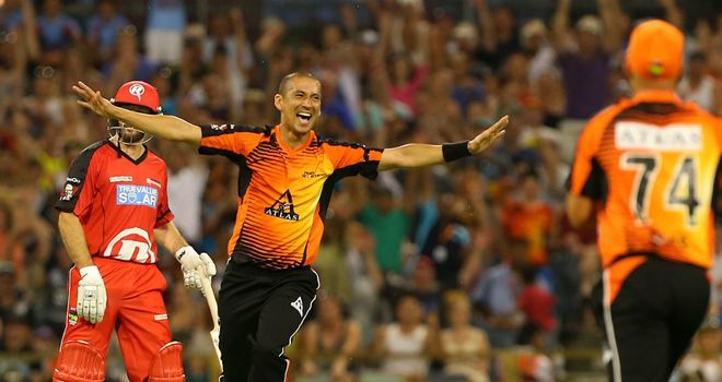 Alfonso Thomas: bagged an incredible 4-8 off 3.1 overs against the Renegades