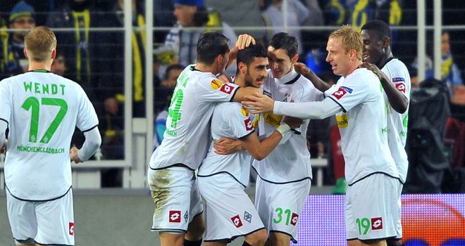 Borussia Monchengladbach celebrate at Fenerbahce