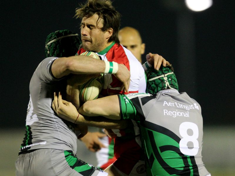 Connacht got to grips with Biarritz at the Galway Sportsground, beating the French side 22-14 in Pool 3.