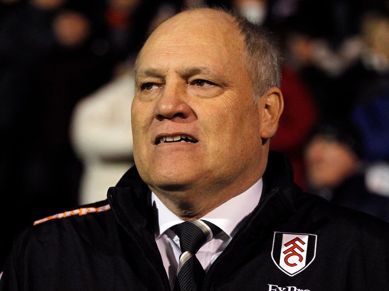 Martin Jol looked on as his Fulham side vied for their first win since October.