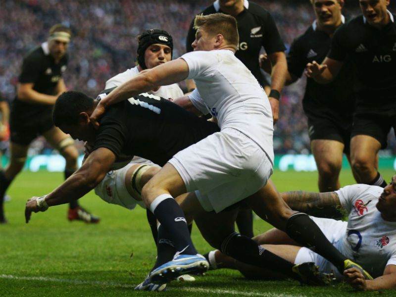 ...but Julian Savea gets the All Blacks back into the game with a try after the break...