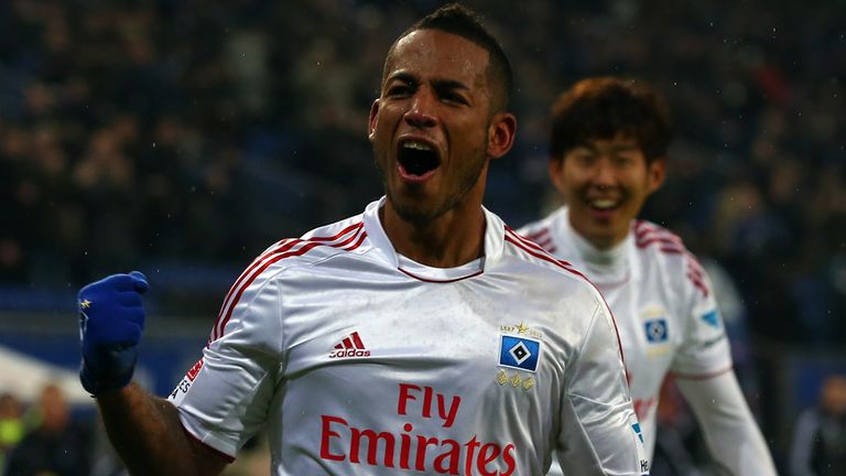 Dennis Aogo inspired Hamburg's victory
