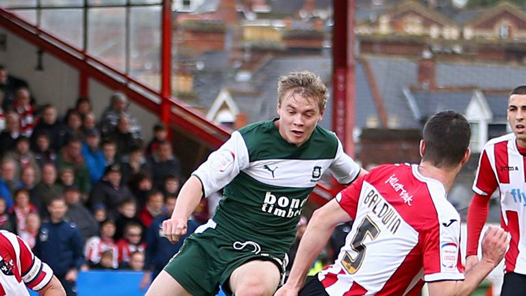 Joe Lennox: Free agent