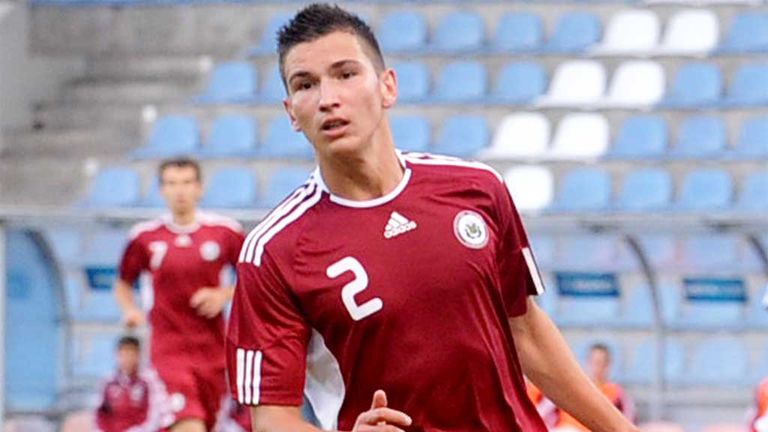 Vitalijs Maksimenko: Stays with Glovers until April 17