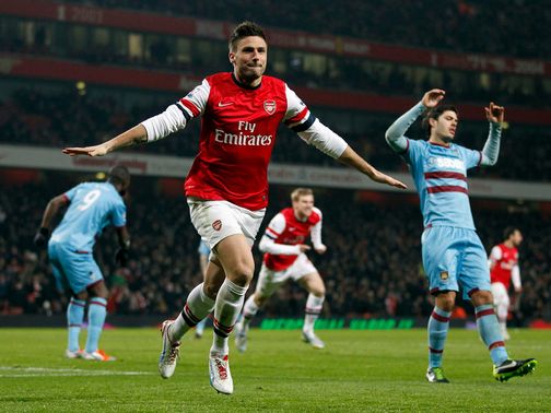 Giroud says he's enjoying life in the Premier League