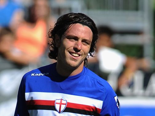 Nicola Pozzi: Signs for Siena on loan
