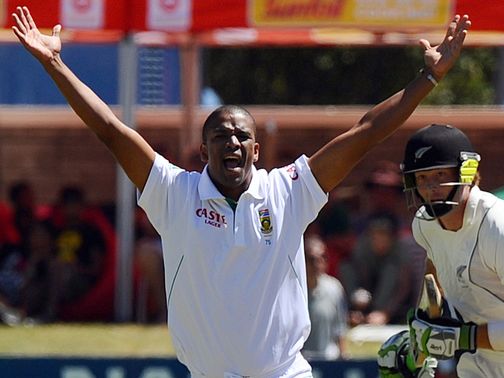 Vernon Philander: Returns to the South Africa squad
