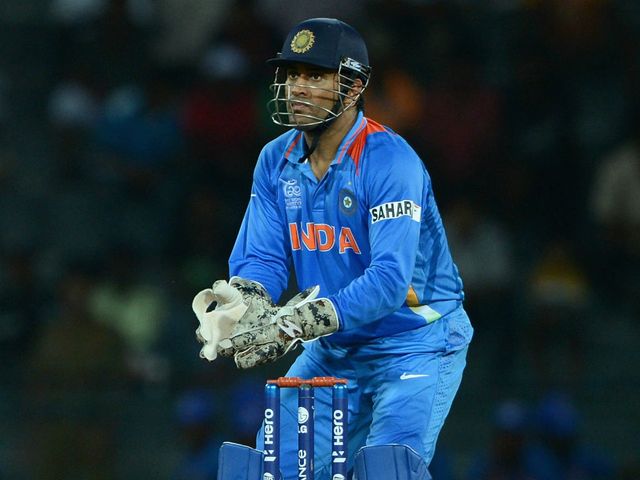 Dhoni: Struck winning runs on return to home town