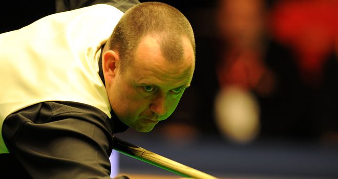 Mark Williams: Welshman back to winning ways in Rotterdam