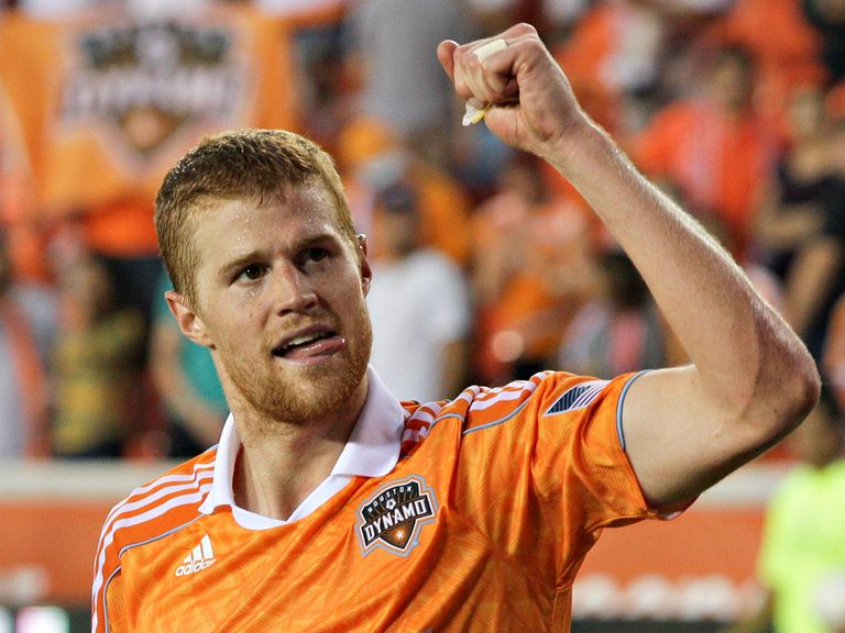 Andre Hainault: Joins Ross County