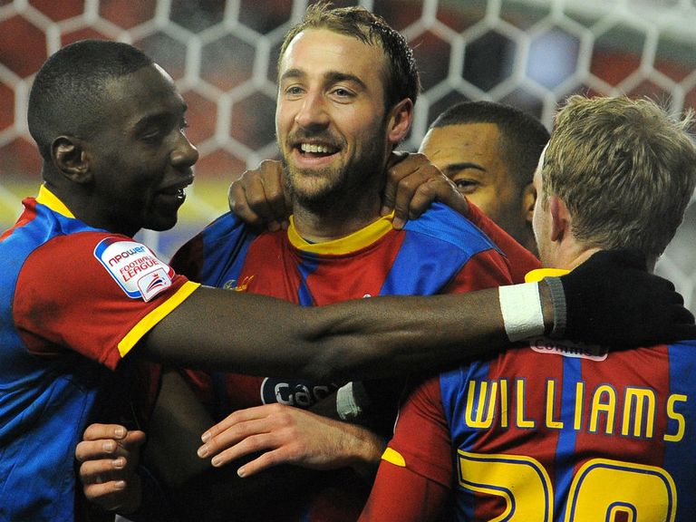Glenn Murray: New contract for prolific Palace striker