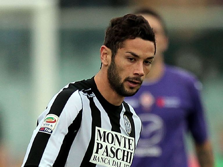 Marcelo Larrondo: Moves ot Fiorentina on loan