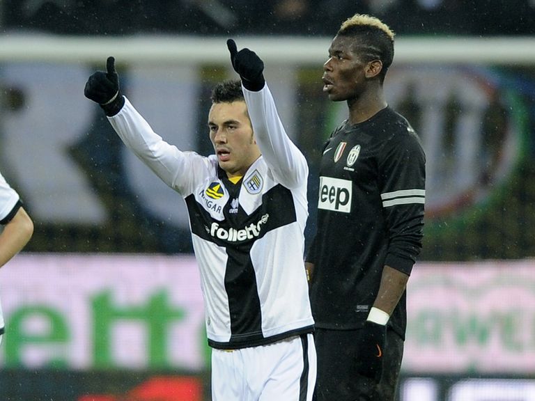 Sansone celebrates his goal as Parma hold Juve