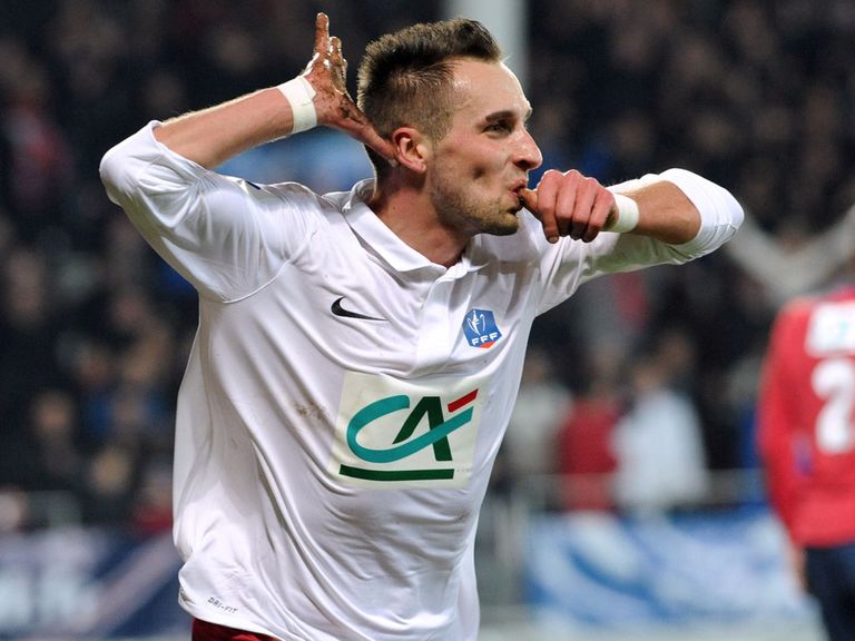Richard Pelletier scored for Plabennec to give Lille a scare