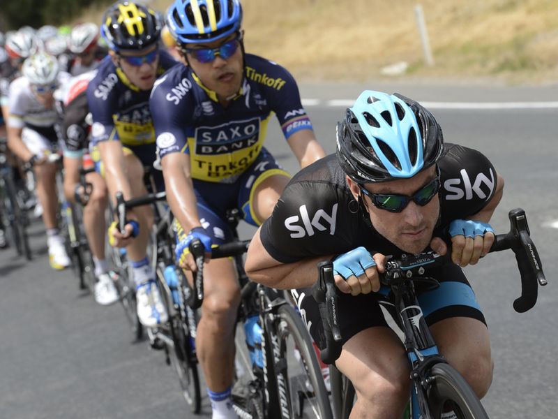 ...Crouching down into the aero position to keep the speed up